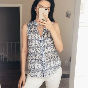 Sleeveless button down tank